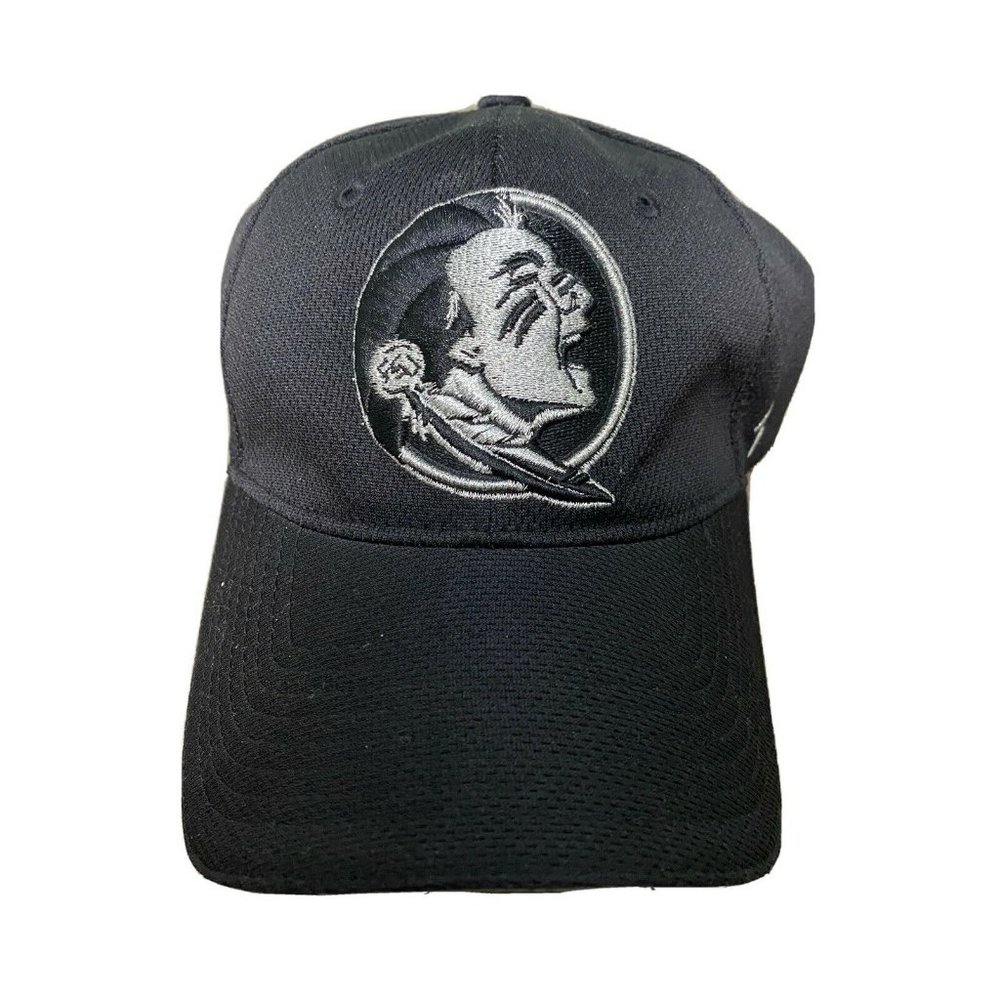 Florida State ZHATS Hat Streach Fit Hat Great Condtion Tomohawk Chop Football
